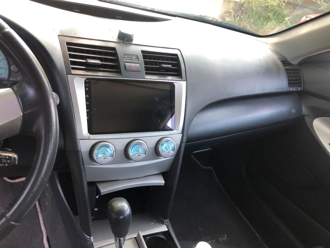 Red 2008 Toyota Camry interior view